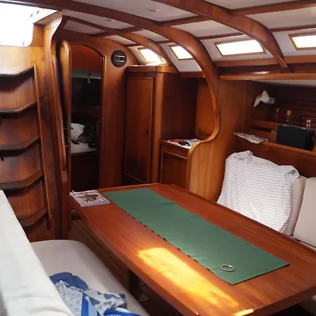 Botel Voilier Birdie